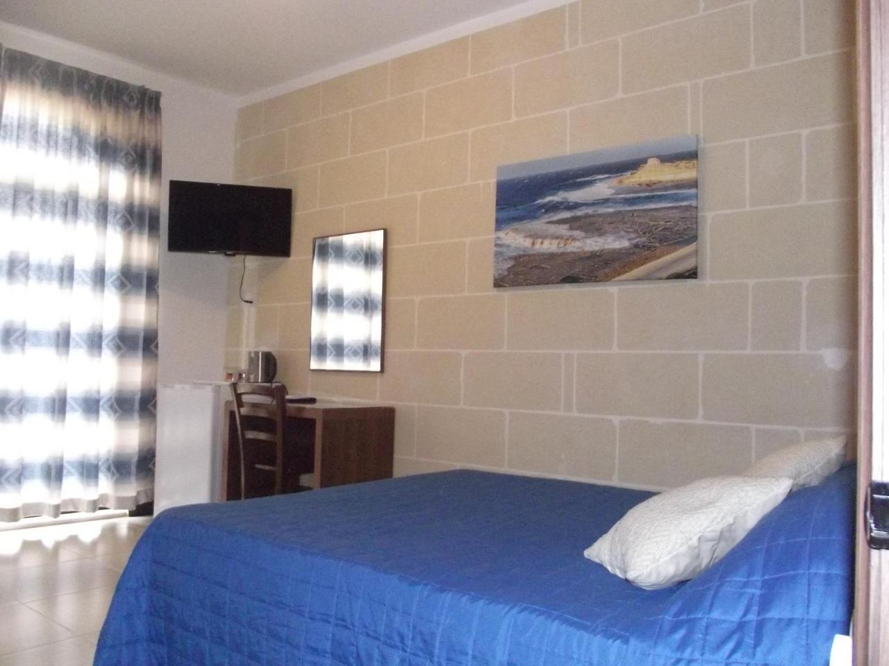 Sunset Seaview Accommodation Marsalforn المظهر الخارجي الصورة