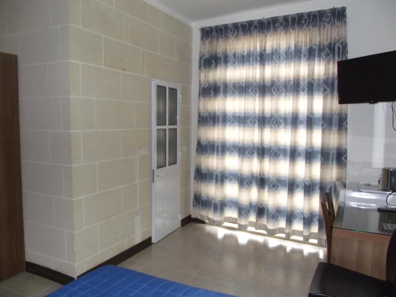 Sunset Seaview Accommodation Marsalforn المظهر الخارجي الصورة