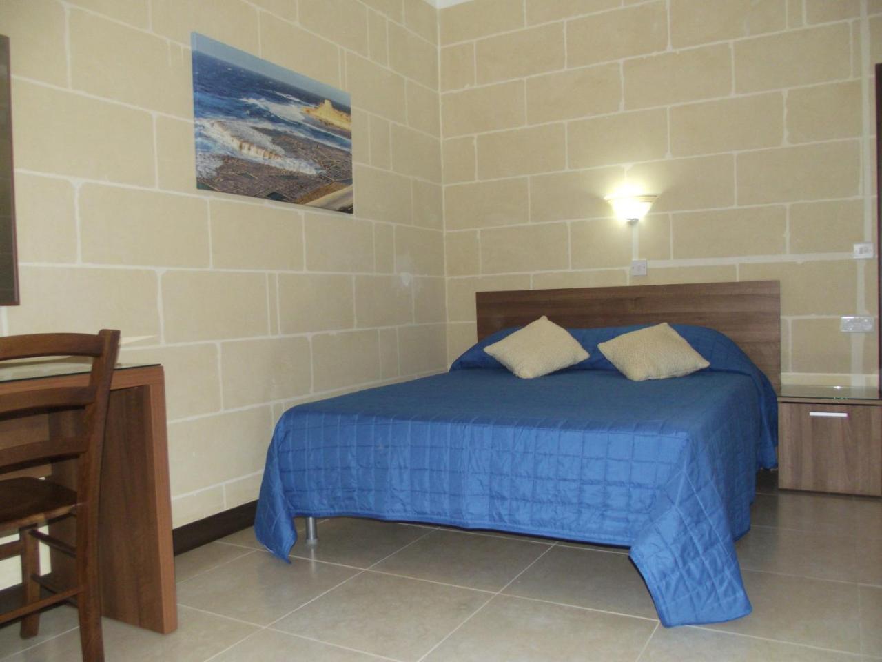 Sunset Seaview Accommodation Marsalforn المظهر الخارجي الصورة