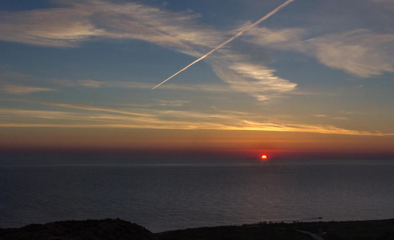Sunset Seaview Accommodation Marsalforn المظهر الخارجي الصورة