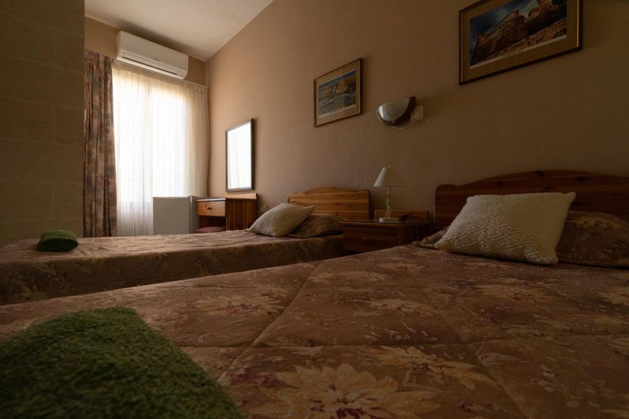 Sunset Seaview Accommodation Marsalforn المظهر الخارجي الصورة